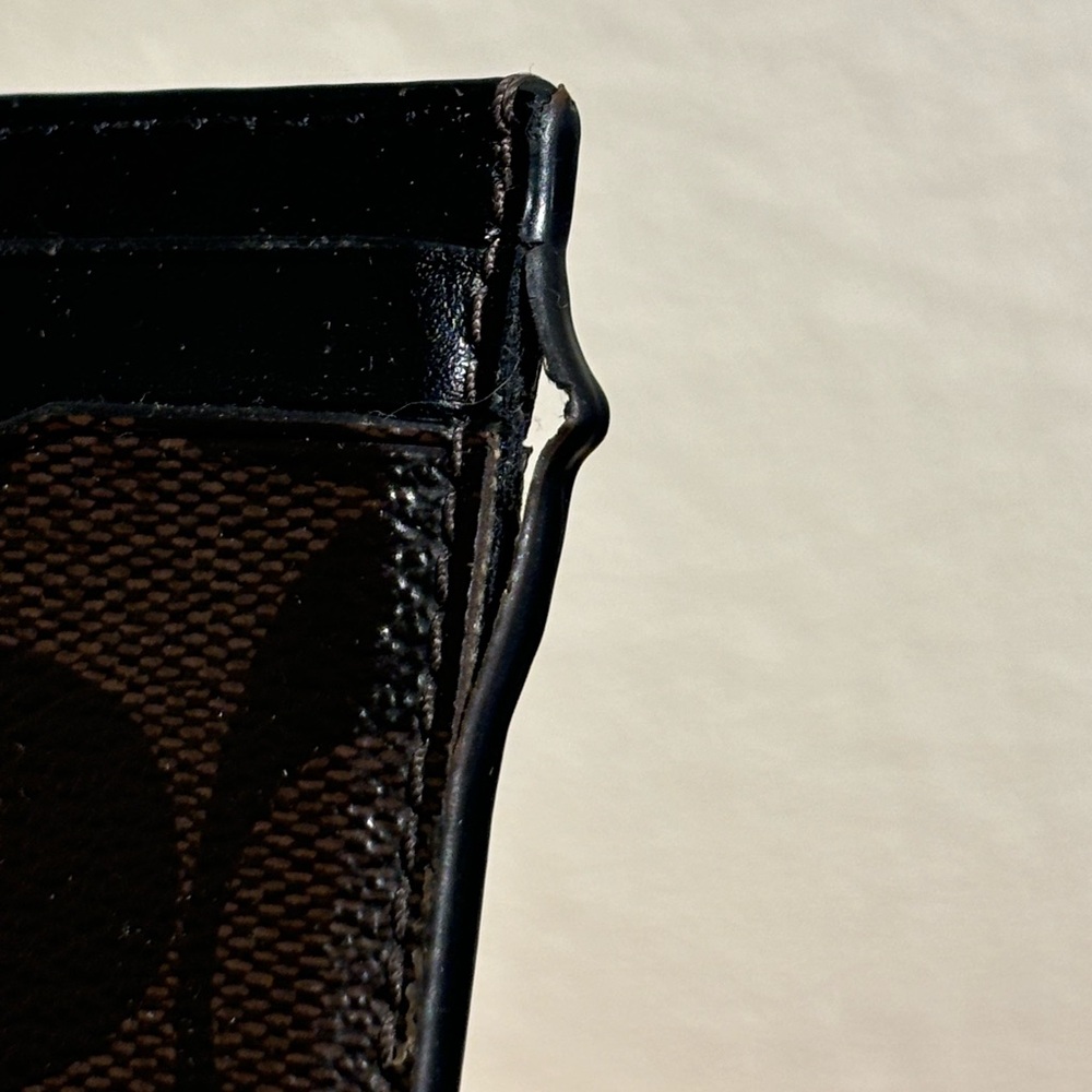 Coach Unisex Card Holder - Picture 4 of 8